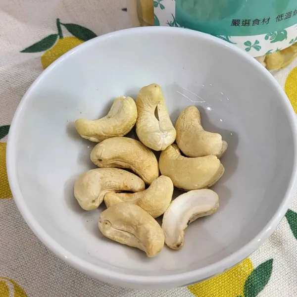 新北市農會真情食品館_元昕辰-原味腰果(300g)