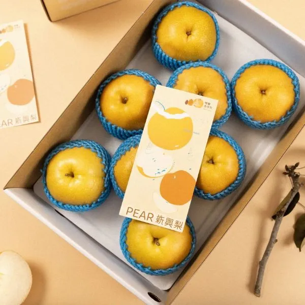 新北市農會真情食品館_卓蘭-褚譽新興梨6.5台斤(8粒裝)精緻禮盒